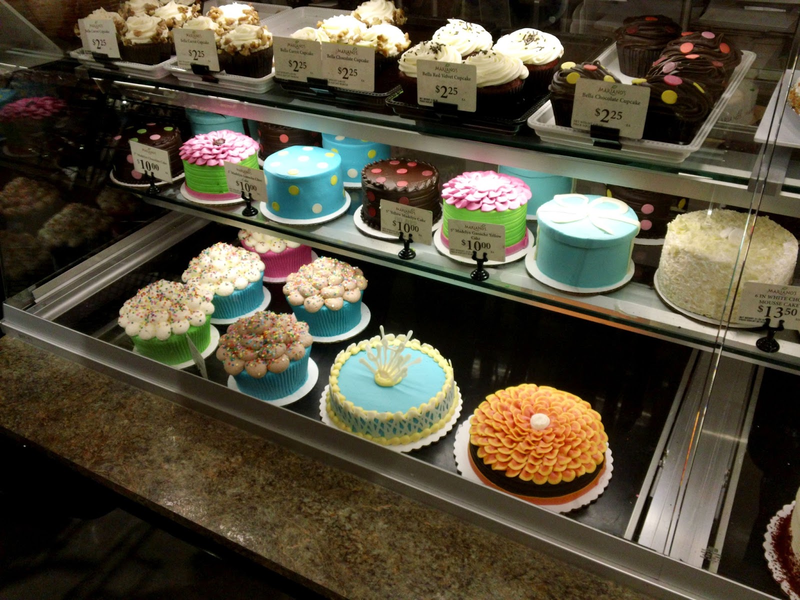 Mariano's Cakes