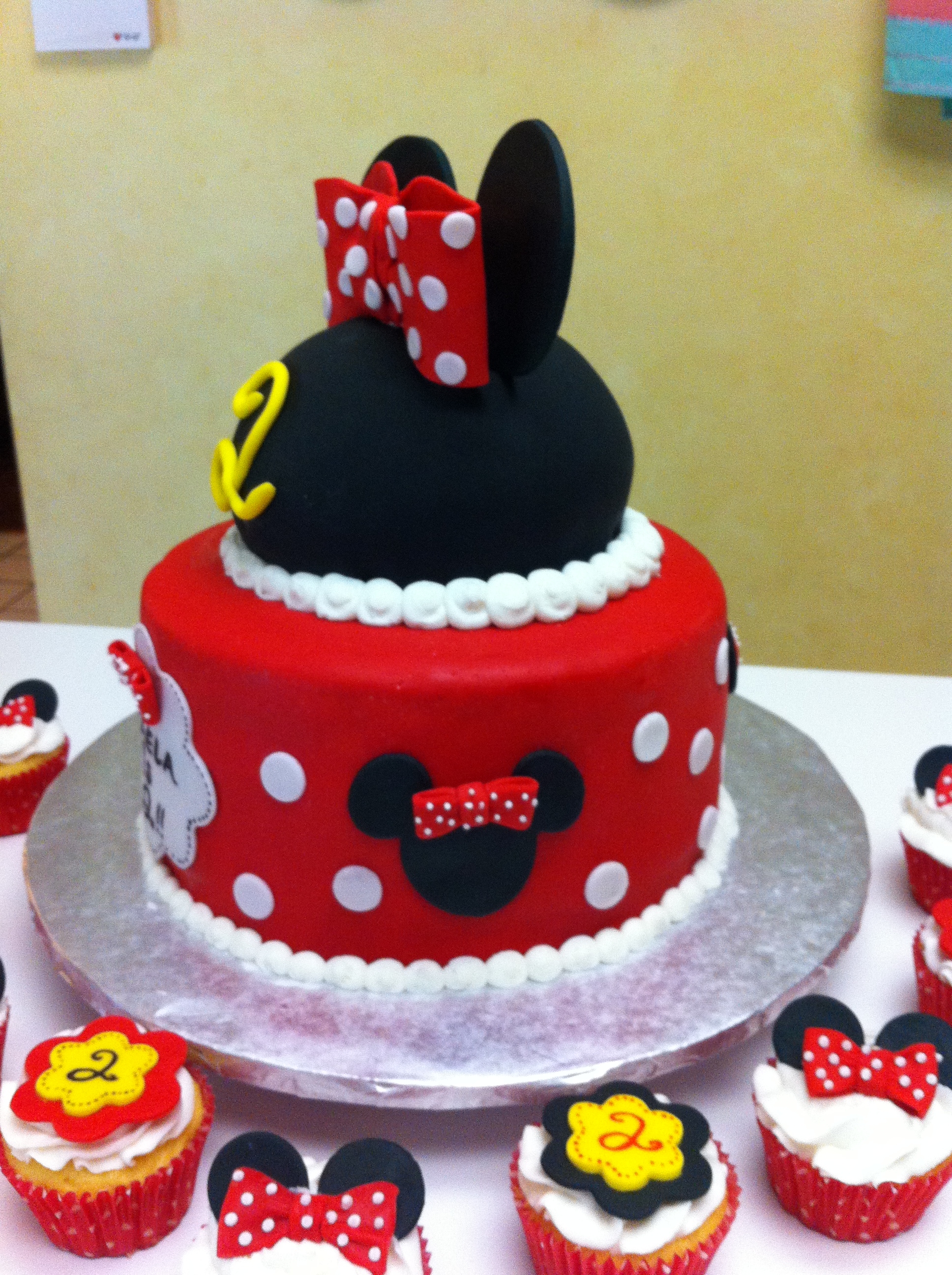 Minnie Mouse Birthday Cake