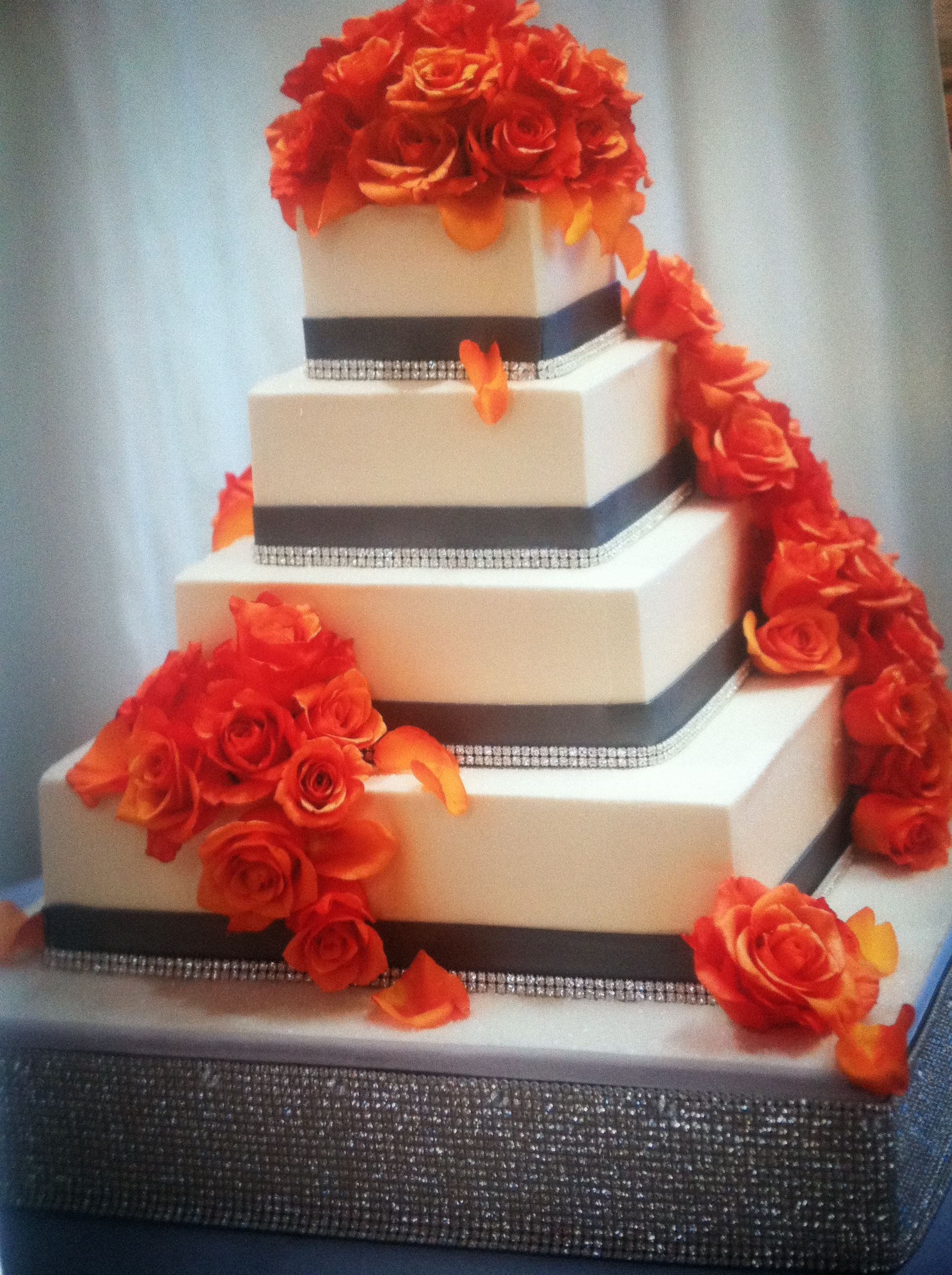 5 Photos of Gray And Orange Wedding Cakes