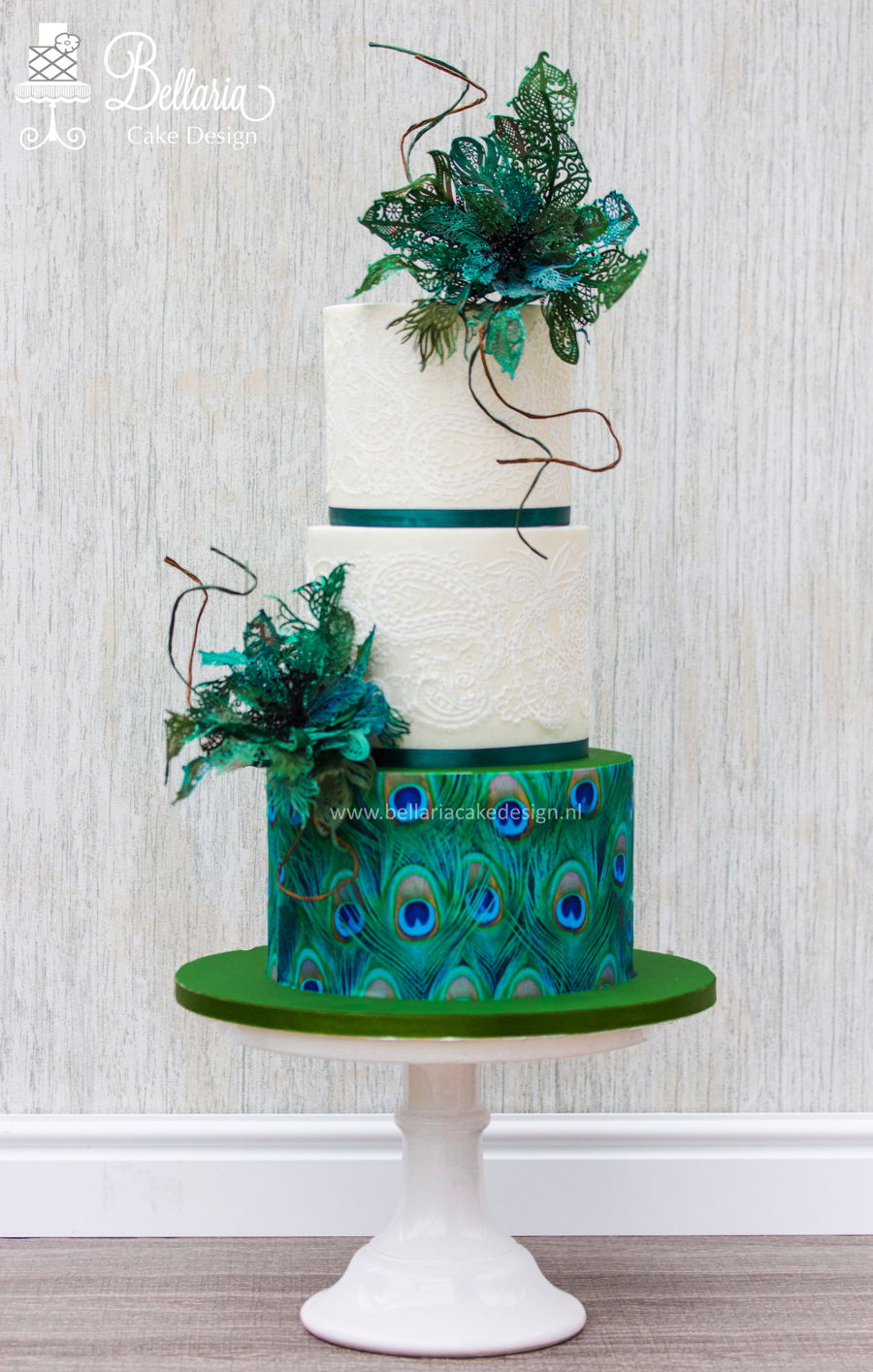 7 Photos of Peacock Wedding Cupcakes Cake Designs