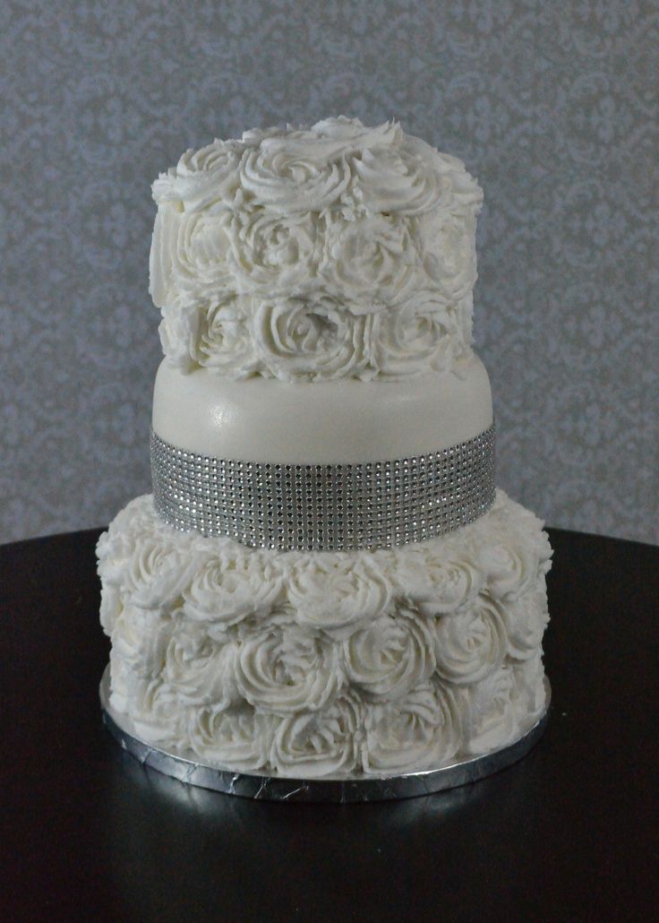 Rose Swirl Wedding Cake