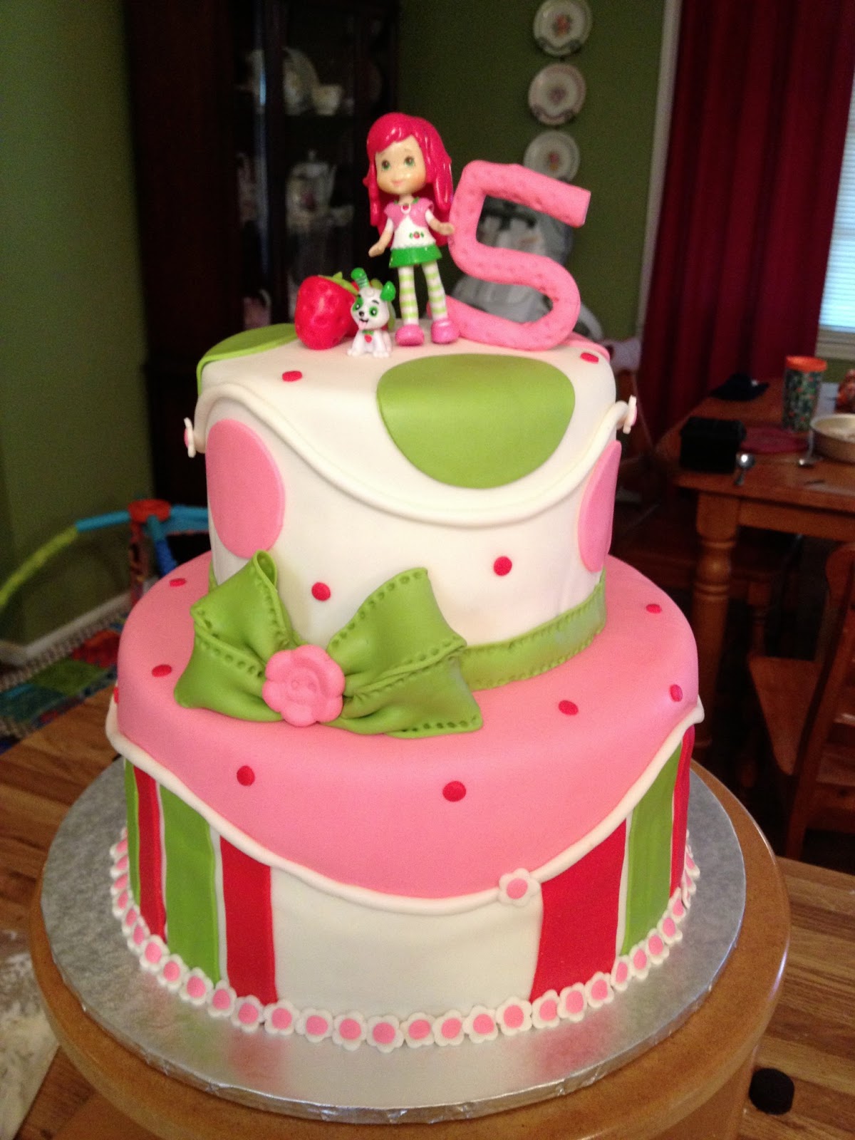 9 Photos of Strawberry Shortcake 5th Birthday Cupcake Cakes