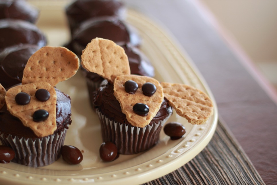 Weiner Dog Cupcakes