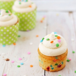 Birthday Cake Batter Cupcake Recipe