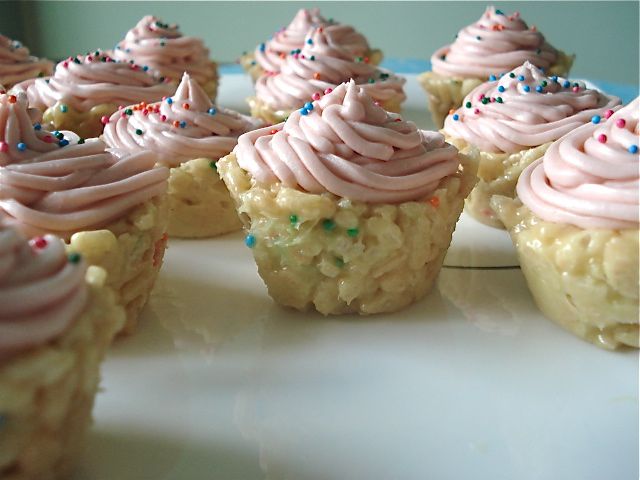 Cake Batter Rice Krispie Treat Cupcakes