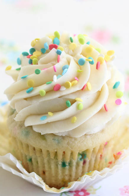 Confetti Cake Batter Cupcakes with Frosting