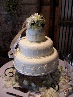 Grapevine Wedding Cake