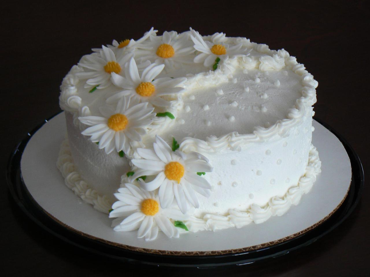 Beautiful Flower Birthday Cake