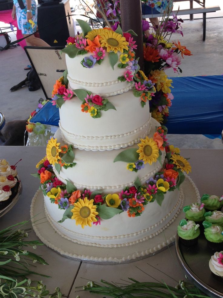 Hawaiian Themed Wedding Cake