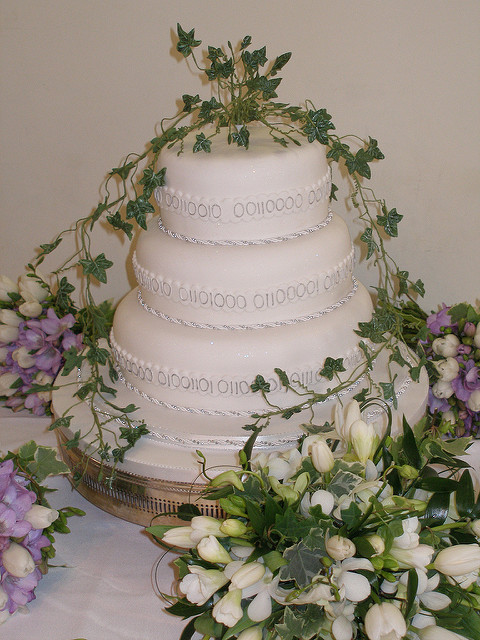 Ivy Wedding Cake