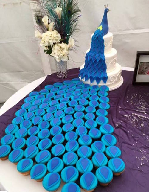 Peacock Wedding Cake Cupcakes