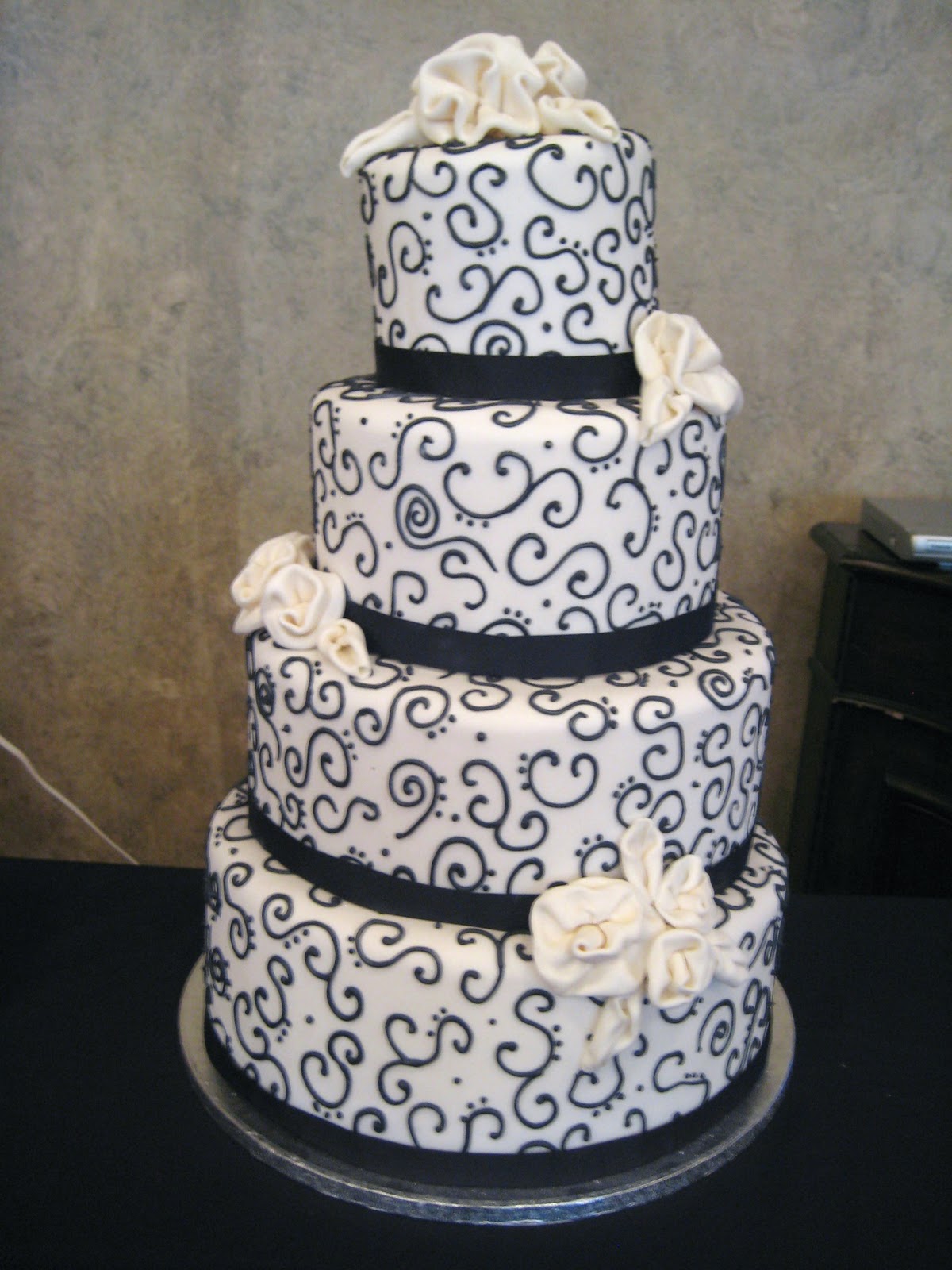 Wedding Cake Scroll Pattern Template