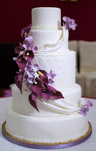 Wedding Cake with Calla Lilies