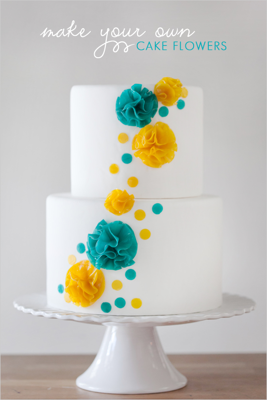 5 Photos of DIY Wedding Flowers For Cakes