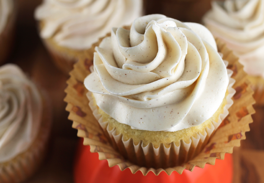 Honey Banana Cupcakes with Frosting