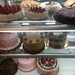 7 Photos of Roa's Bakery Cakes