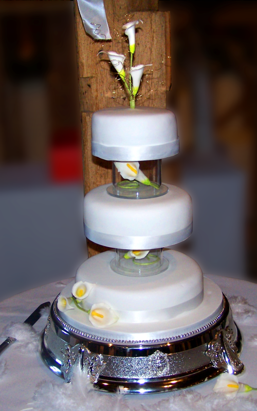 Separate Tier Wedding Cakes