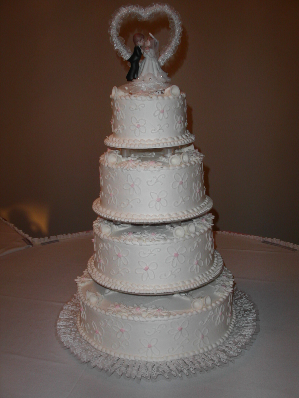 Taylor's Bakery Wedding Cakes