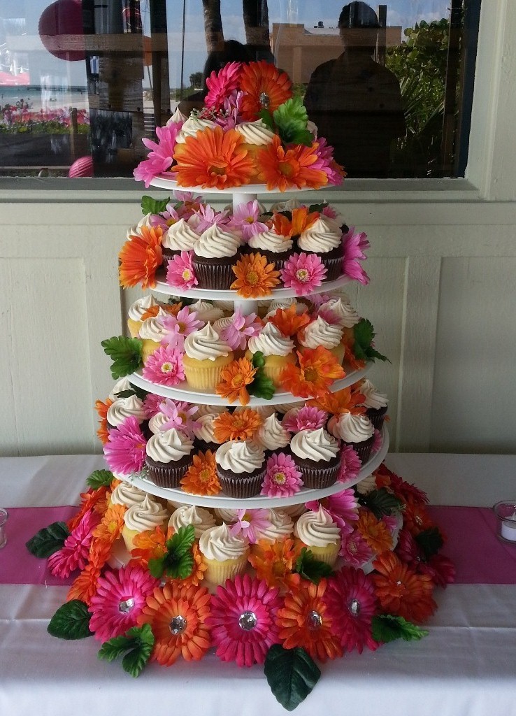 Tropical Cupcake Wedding Cake