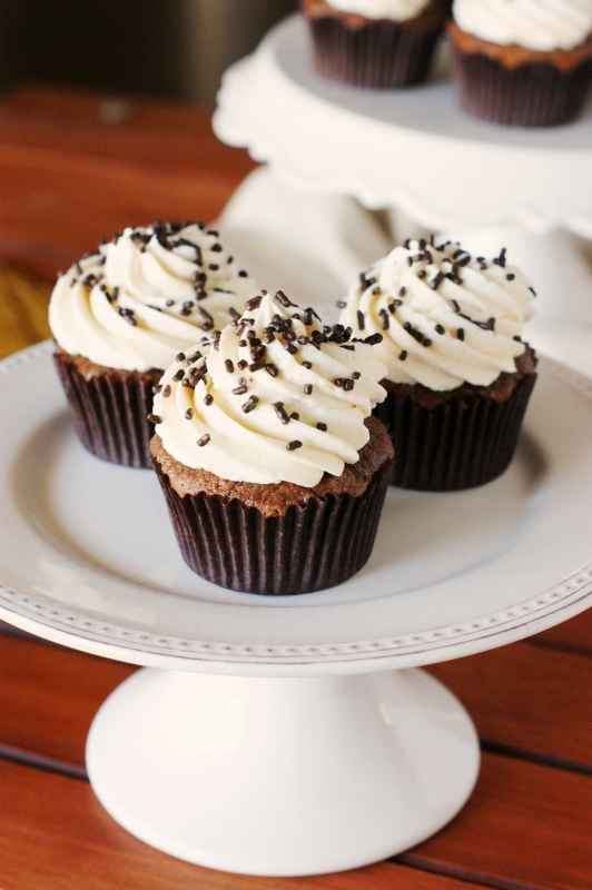 Vanilla Cupcakes with Chocolate Frosting