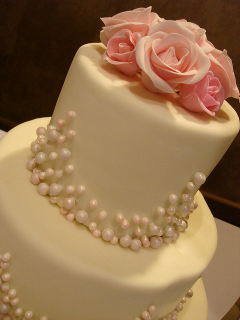 Wedding Cakes with Edible Pearls and Roses