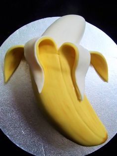 10 Photos of Banana Shape Birthday Cakes