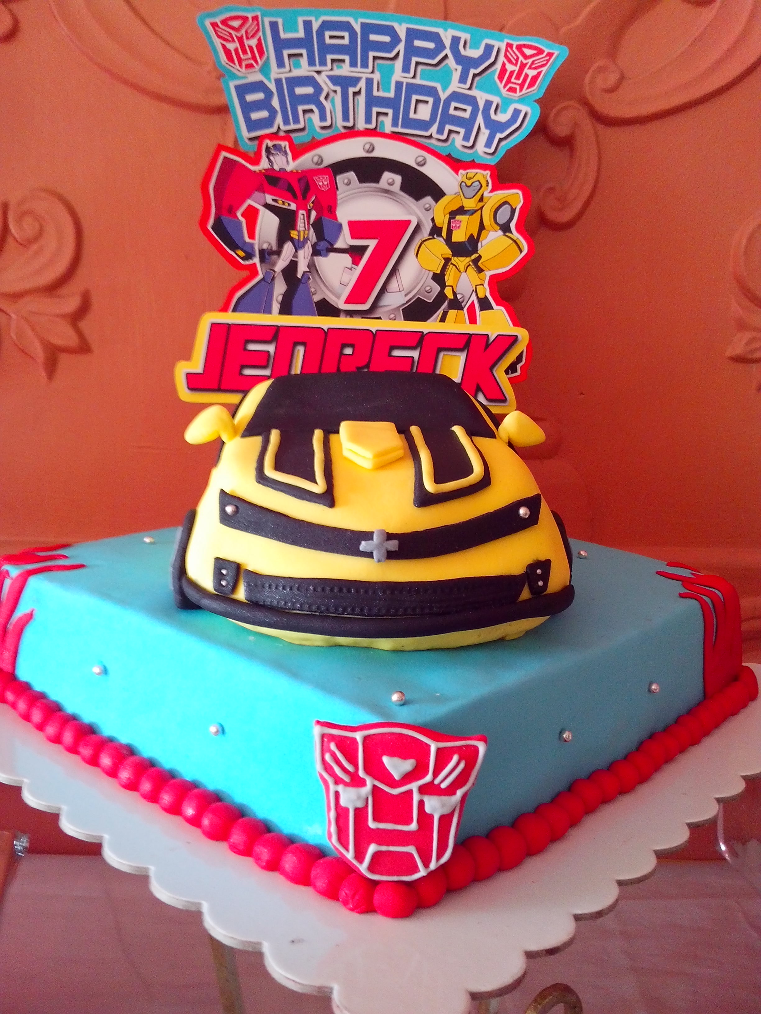 Bumblebee Transformer Birthday Cake Ideas