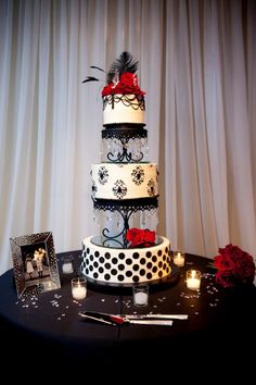 Elegant Hollywood Cake Ideas