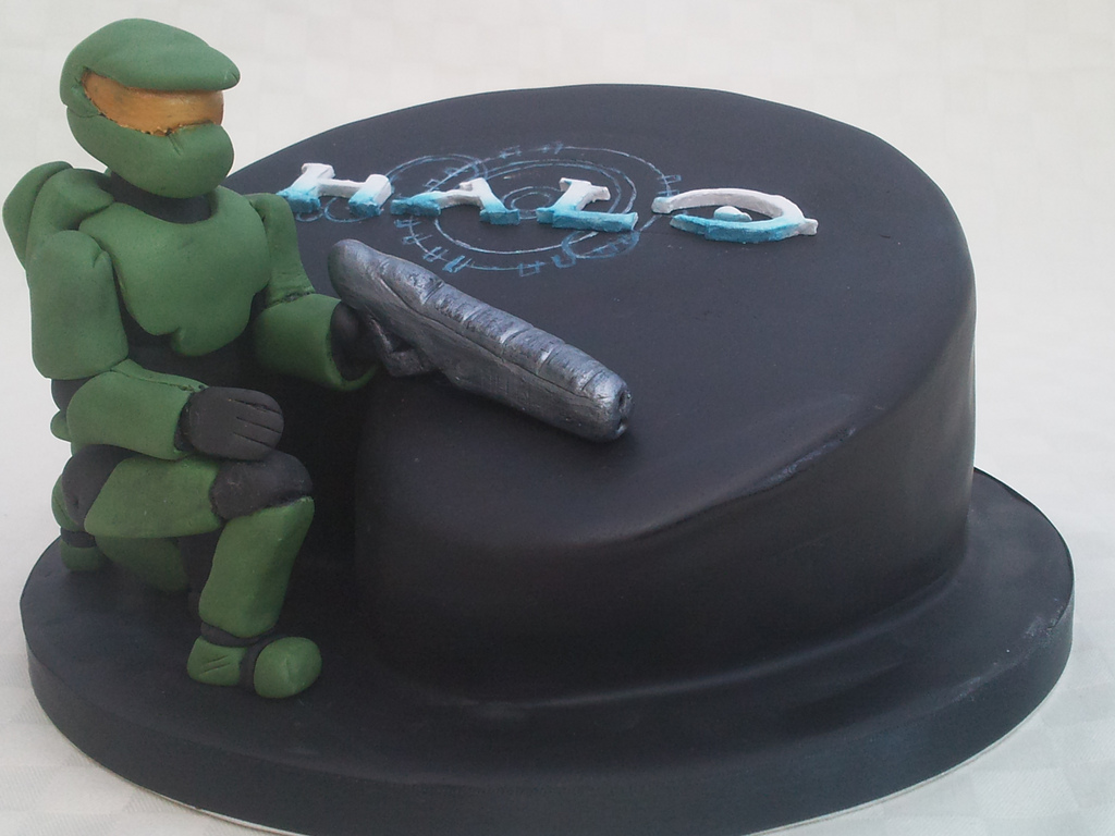 Halo Birthday Cake