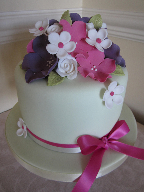 Small Round Birthday Cake Flowers