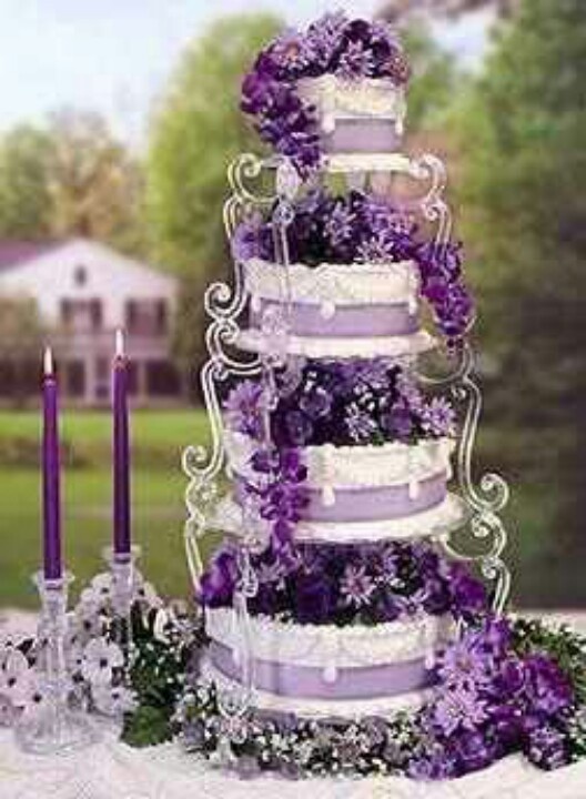 11 Photos of Pretty Purple Cakes