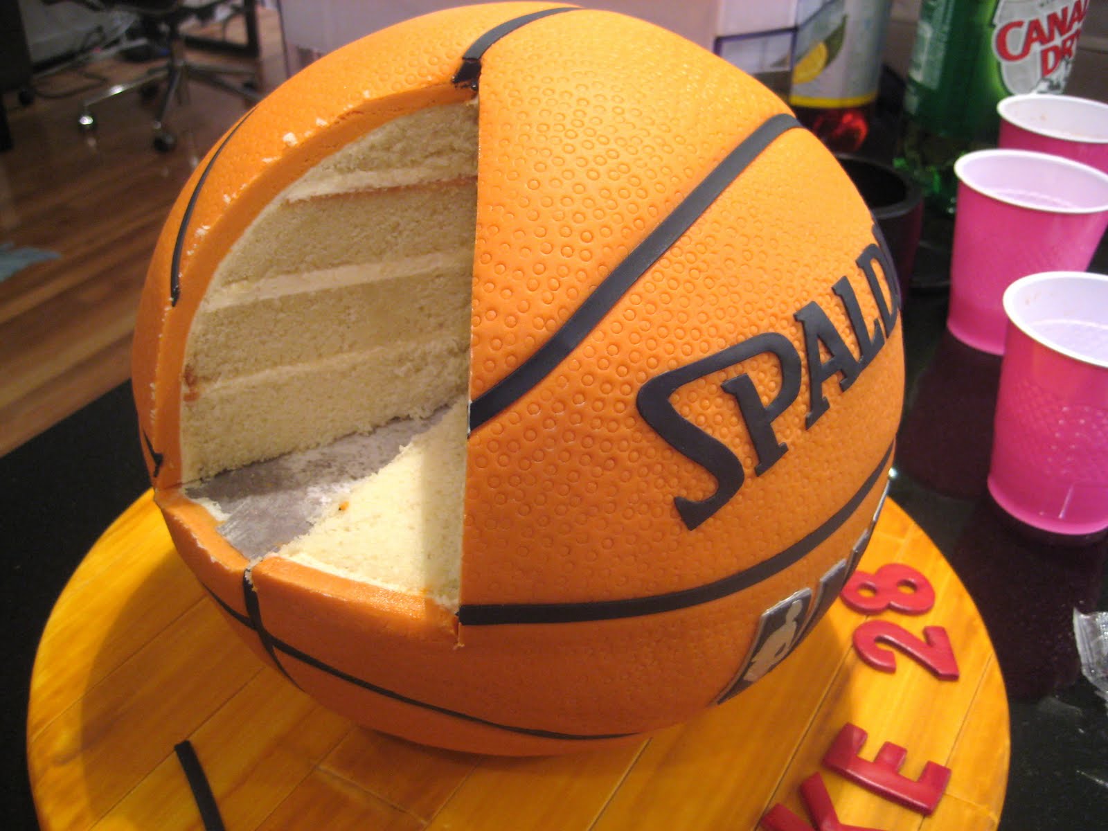 9 Photos of Cool Basketball Birthday Cakes