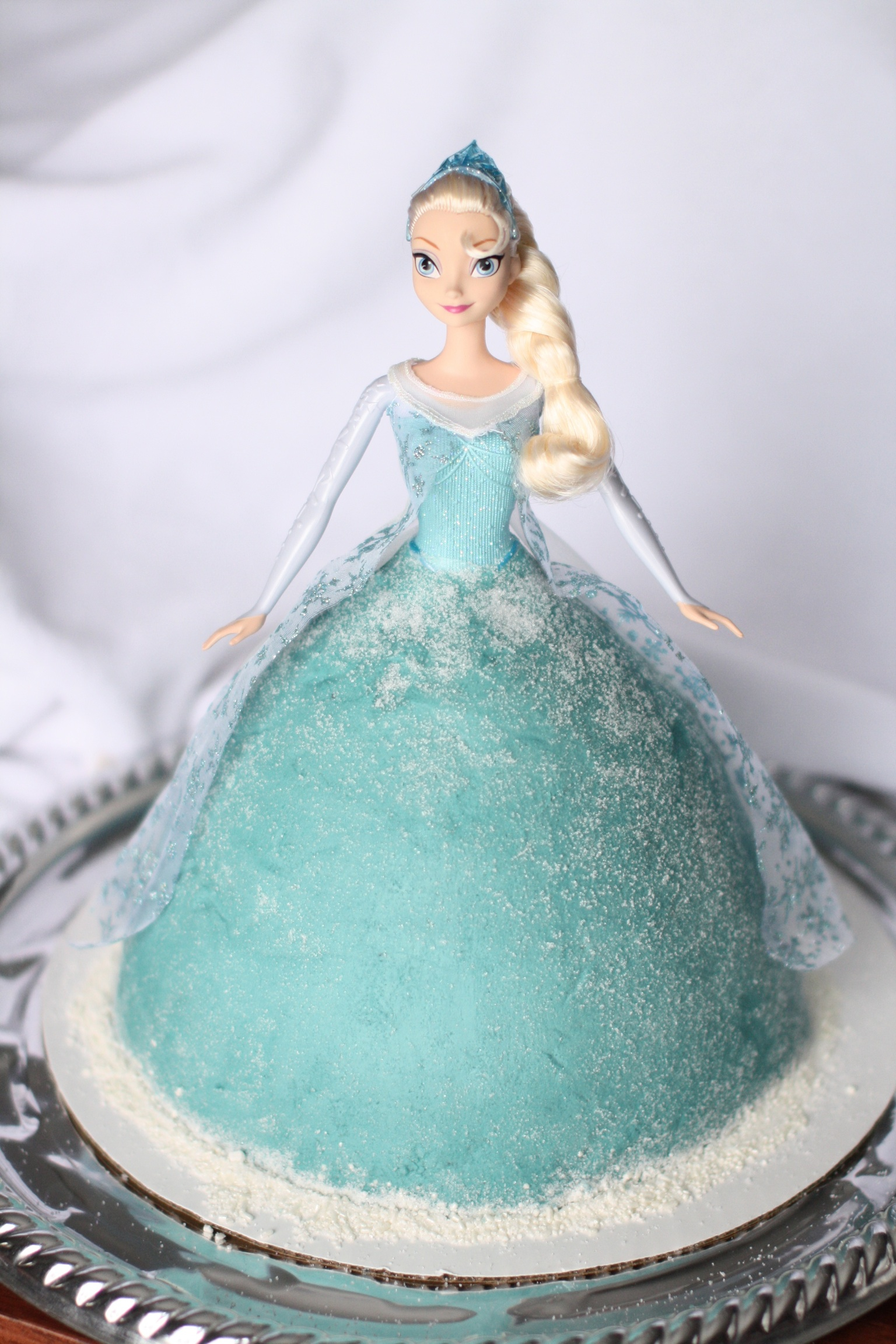 Frozen Elsa Doll Birthday Cake