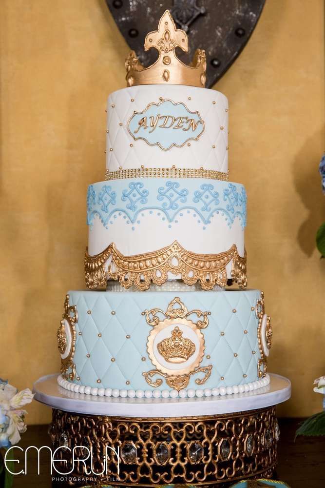 11-big-royal-birthday-cakes-photo-royal-birthday-cake-royal-prince