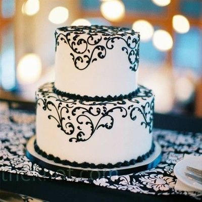 Black and White Wedding Cake