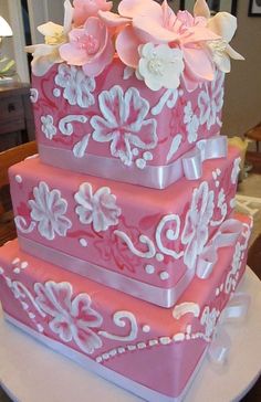 Pink Icing Flower Cake