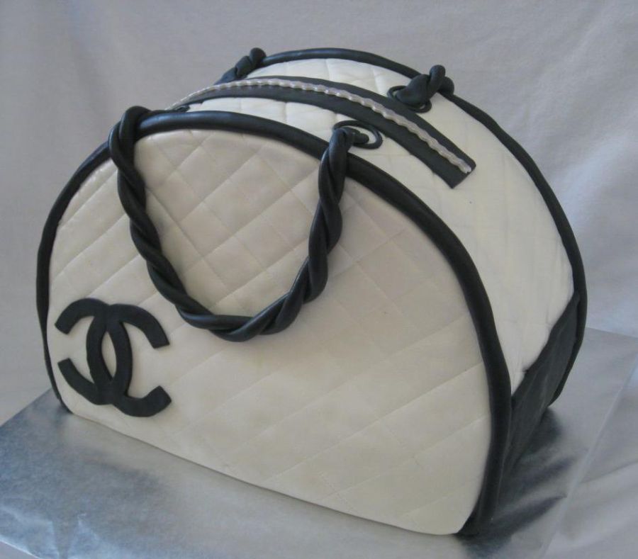 Purse Cake