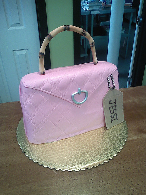 Simple Purse Cake