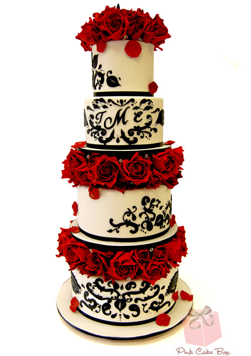 Black and Red Roses Wedding Cake