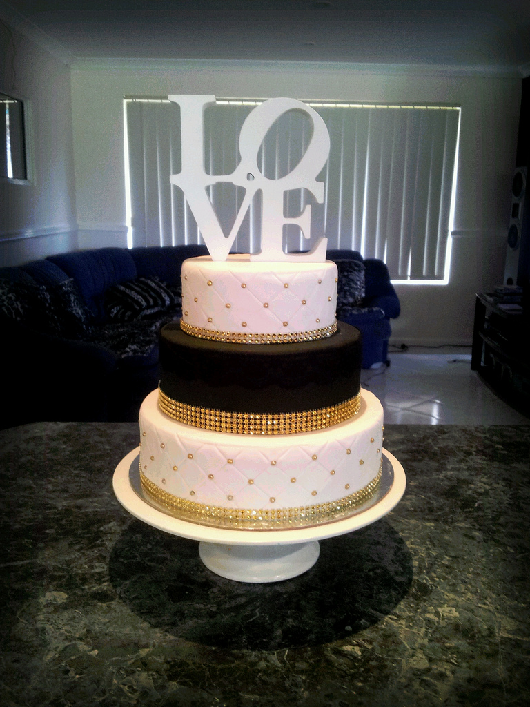 Black and White Gold Wedding Cake