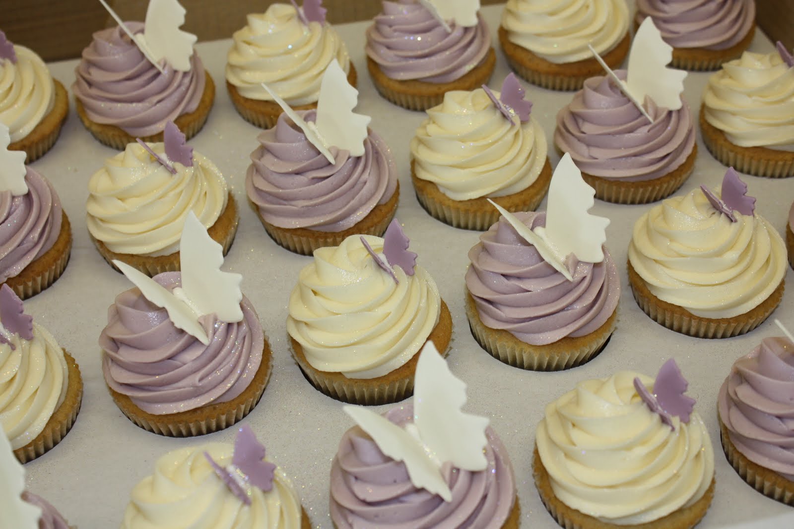 Lilac-Cupcake-Wedding-Cake