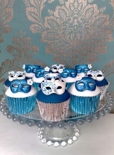 Masquerade Cupcakes