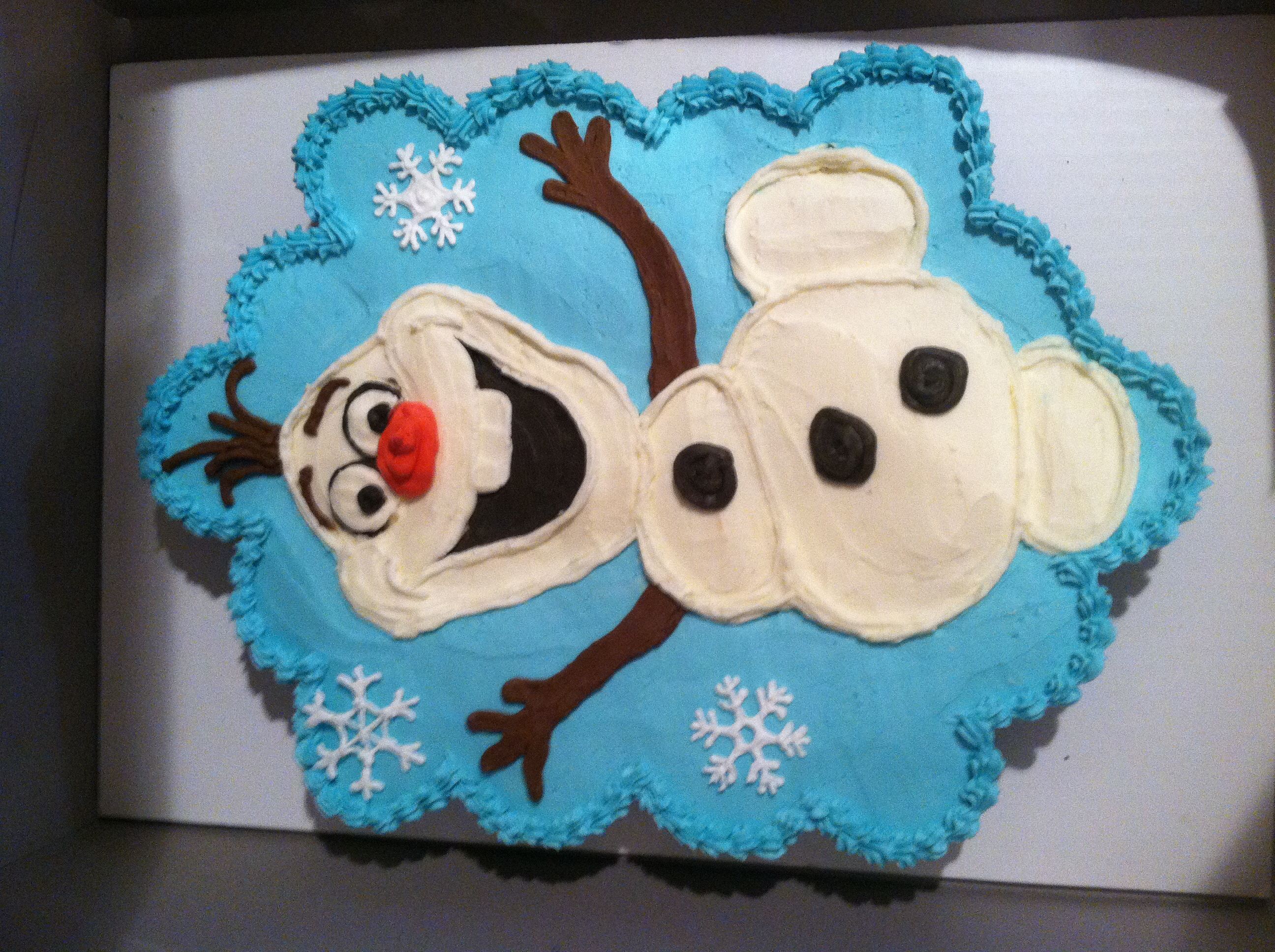 Olaf Pull Apart Cake Cupcakes