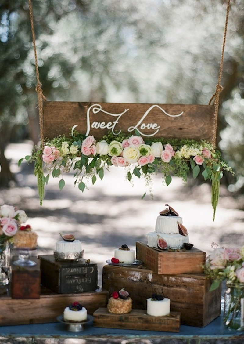 Rustic Wedding Dessert Table Ideas