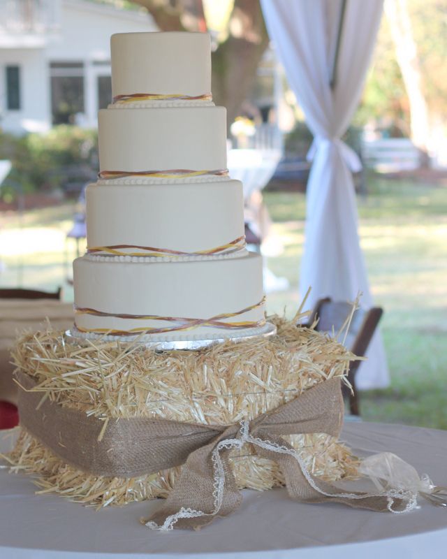 Simple Country Wedding Cake