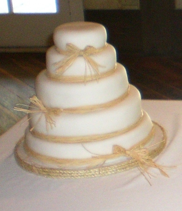 Simple Country Wedding Cake