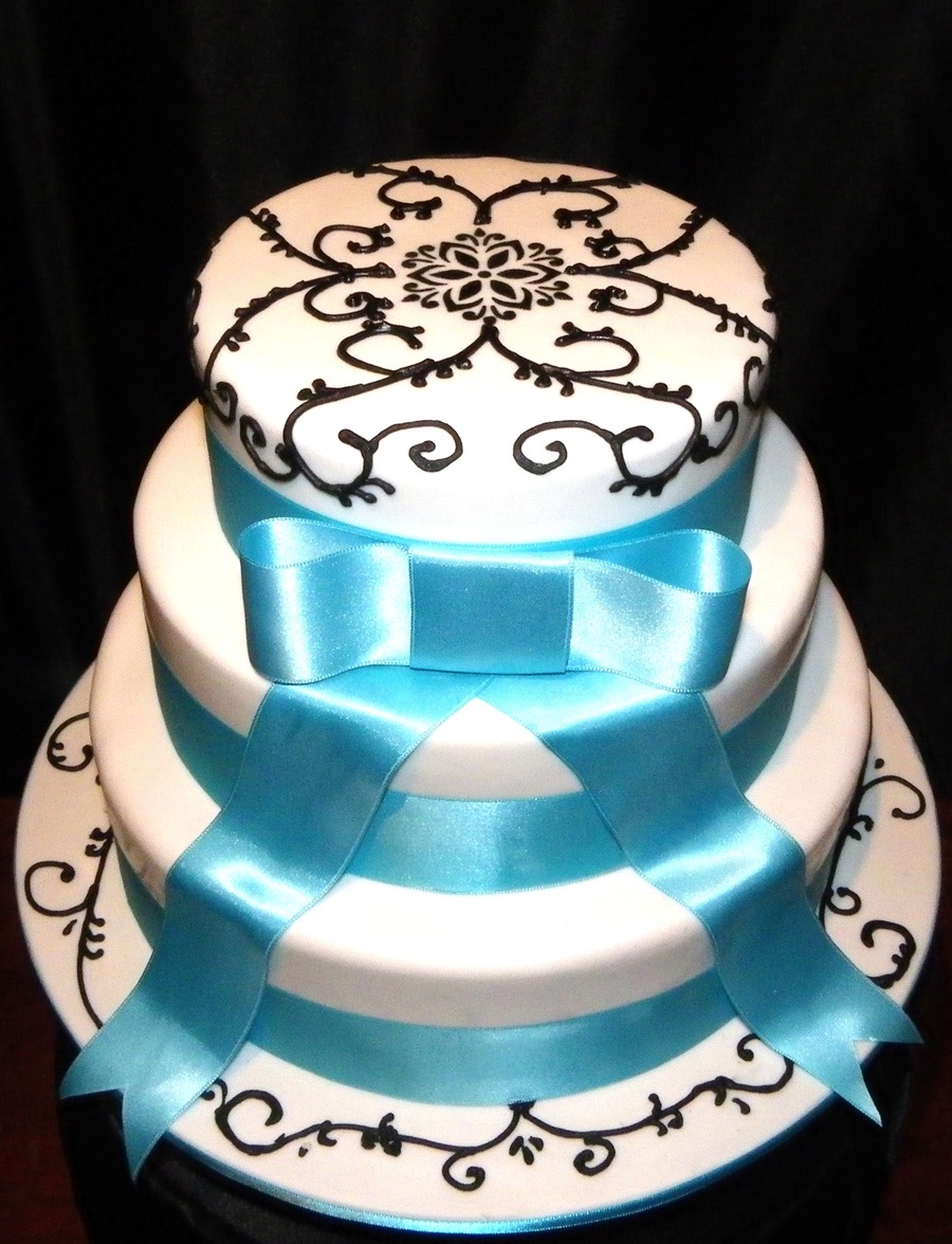 Filigree Wedding Cake