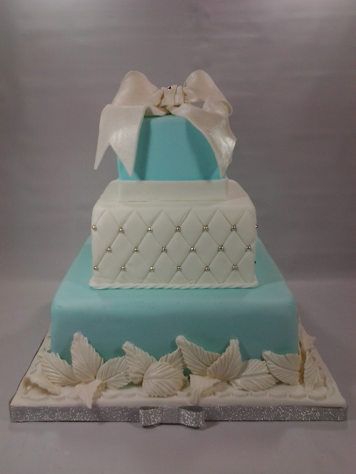 Tiffany Inspired Wedding Cake