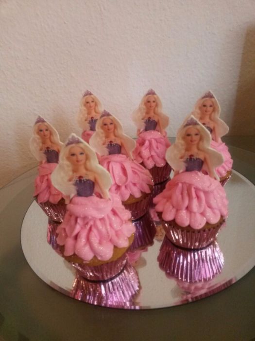 Barbie Cupcakes