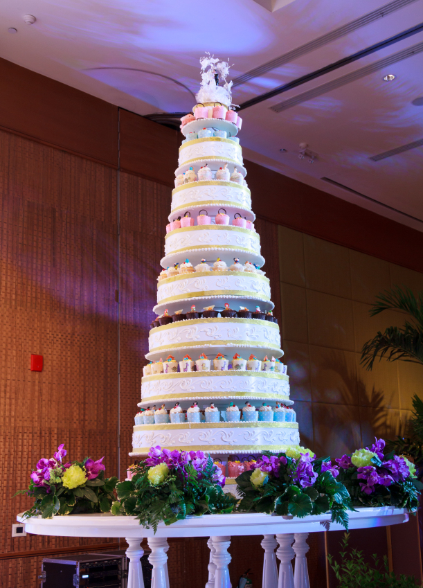 Big Idea Wedding Cake